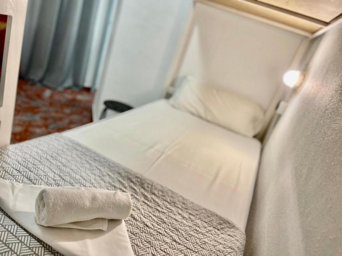 Loft Apart&Hostal Lloret de Mar Eksteriør billede